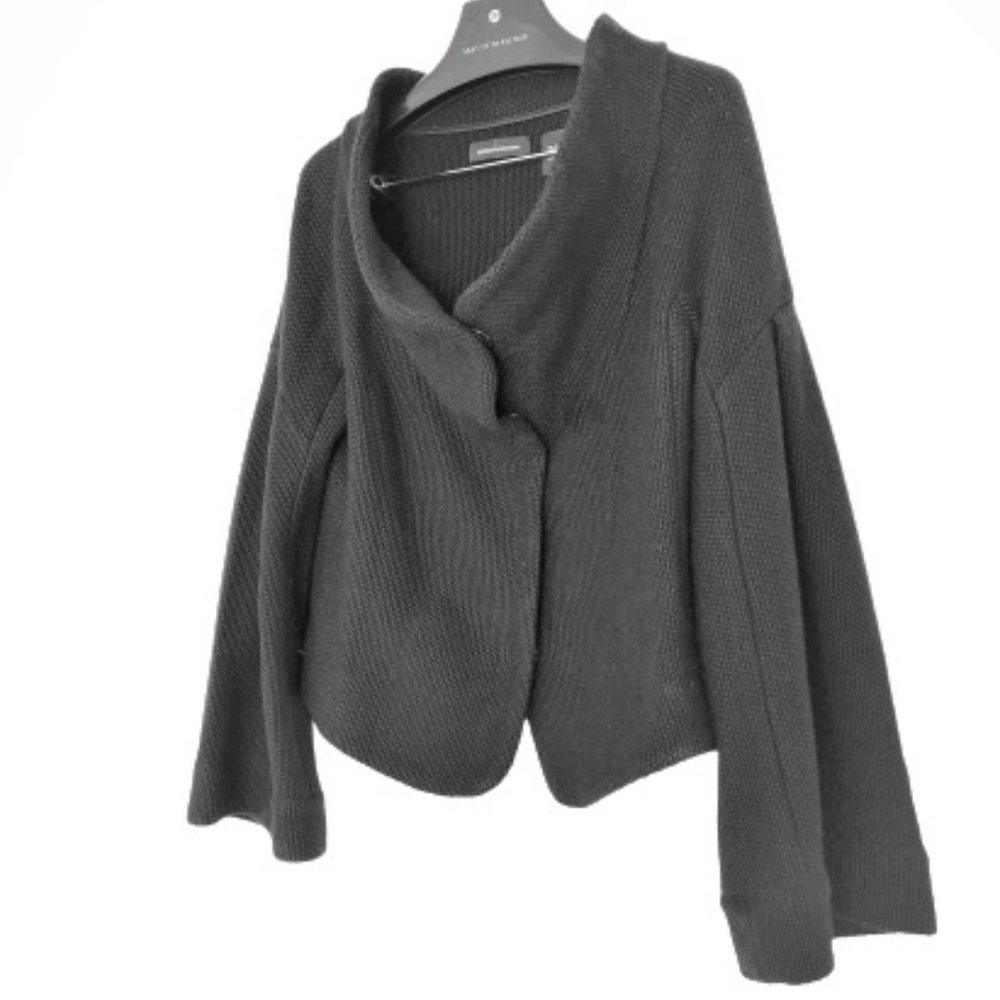 STUNNING FUN TO WEAR UNUSUAL HEAVY WOOL JACKET IN BLACK by MODA INTERNATIONAL
